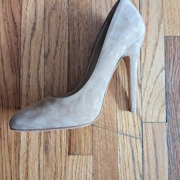 Jimmy Choo nude Bridget suede stilettos - Picture 4 of 9